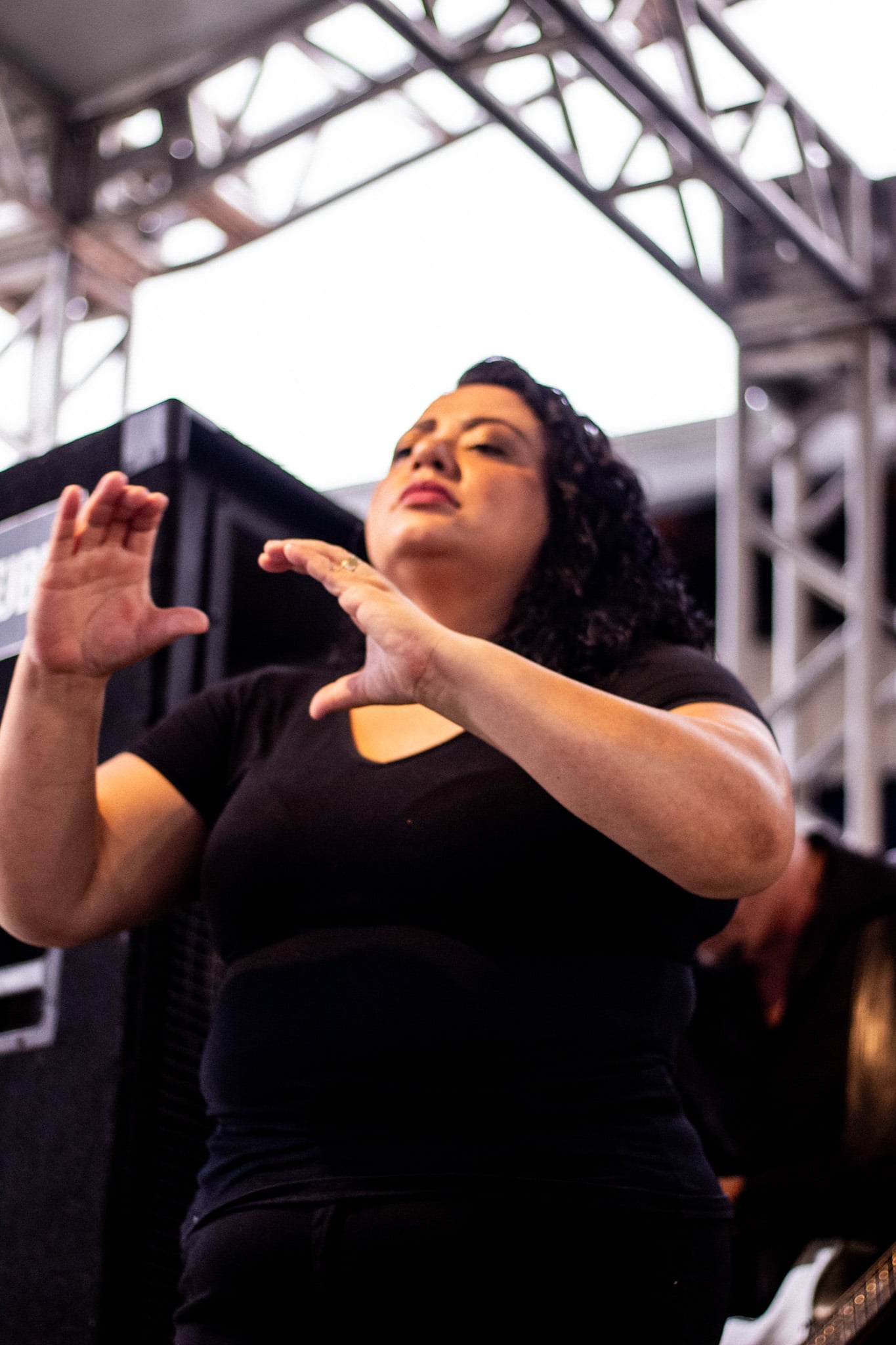 Intérprete do Clube de Patifes no Festival Suíça Bahiana. Crédito: Lari Carinhanha