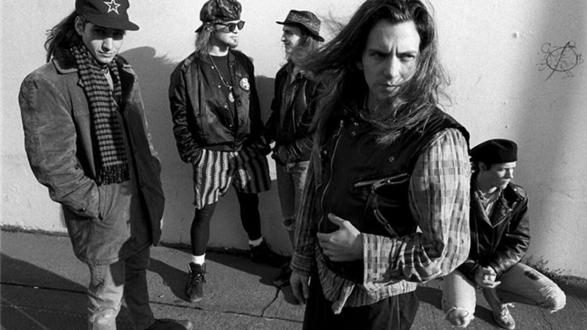 Há 32 anos, o Pearl Jam lançava seu disco de estreia, 'Ten