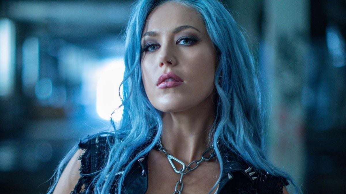 Arch Enemy anuncia saída da vocalista Alissa White-Gluz