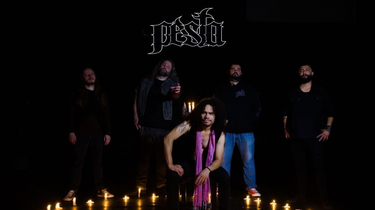 Pesta transforma Sarcófago em doom metal com cover sombrio de