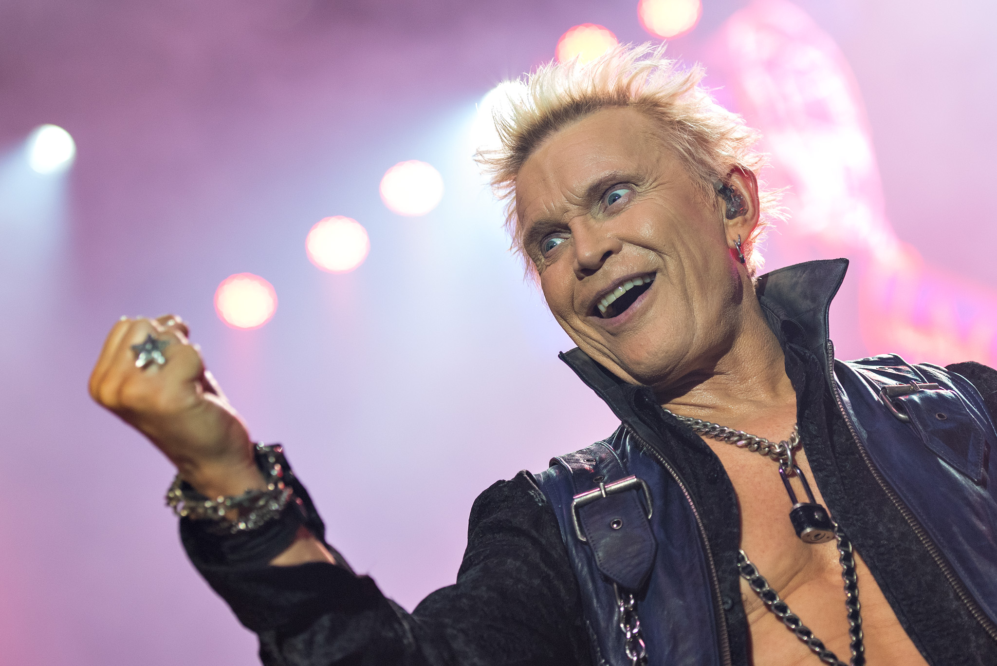 Billy Idol no Pavilhão Pacaembú, em São Paulo. Crédito: Leca Suzuki