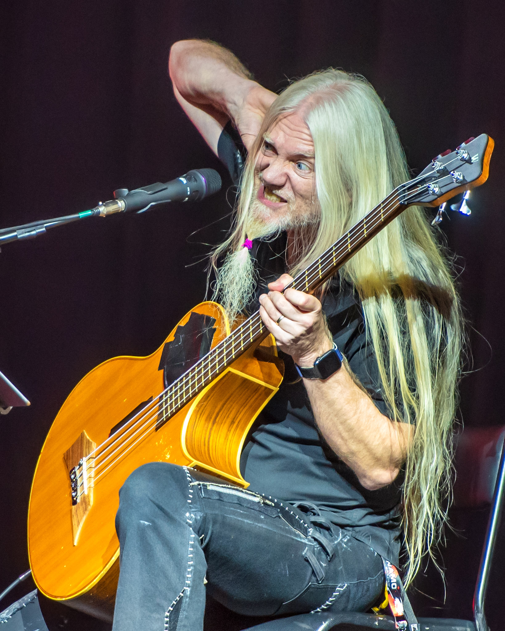 Six Strings and a Voice com a Anneke van Giesbergen e o Marko Hietala. Crédito: Leca Suzuki
