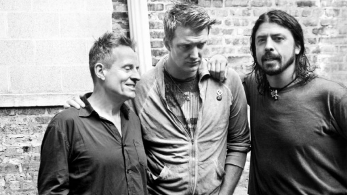 Josh Homme fala sobre uma possível reunião do Them Crooked Vultures
