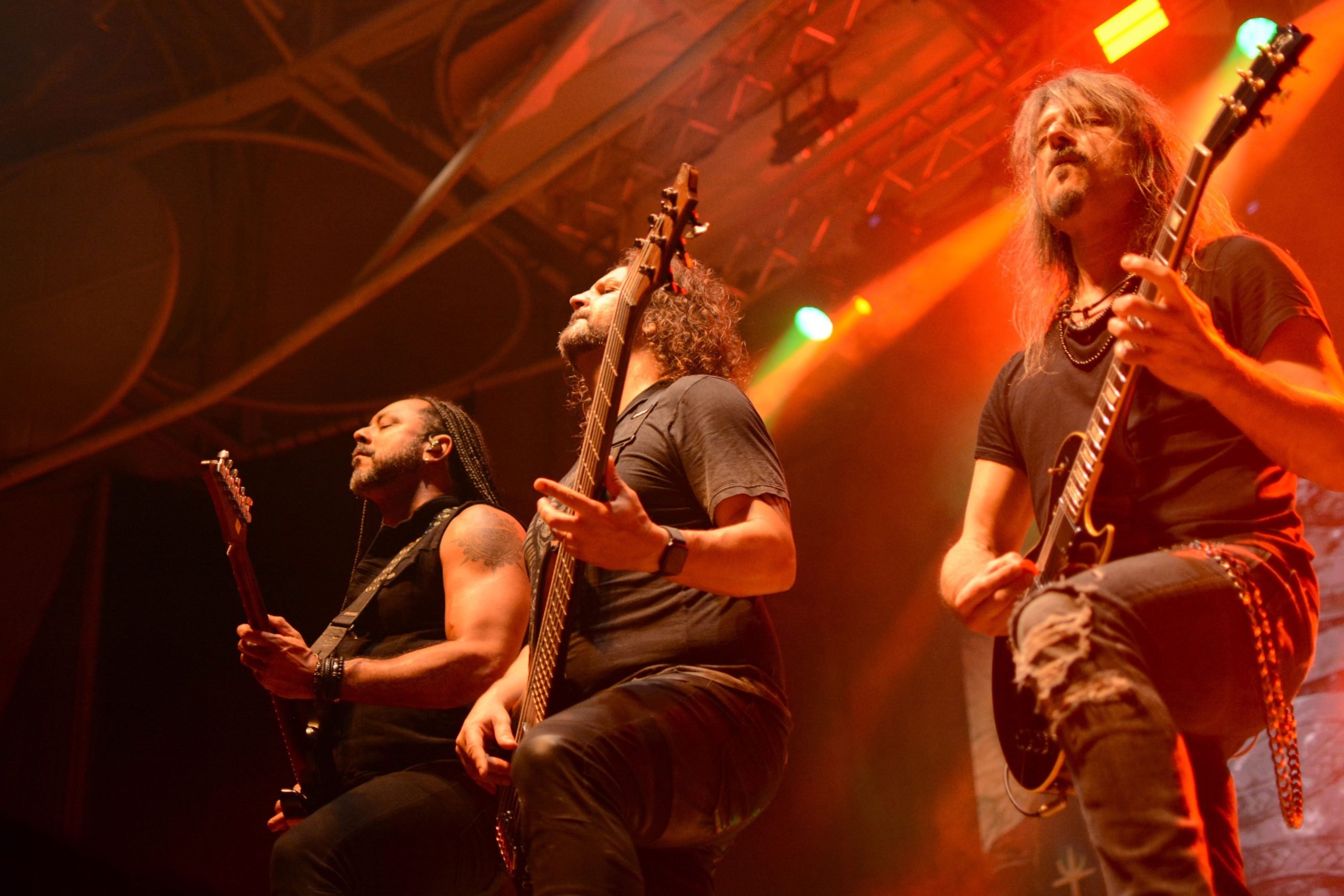 Angra em Curitiba. Crédito: Vladimir Silverio