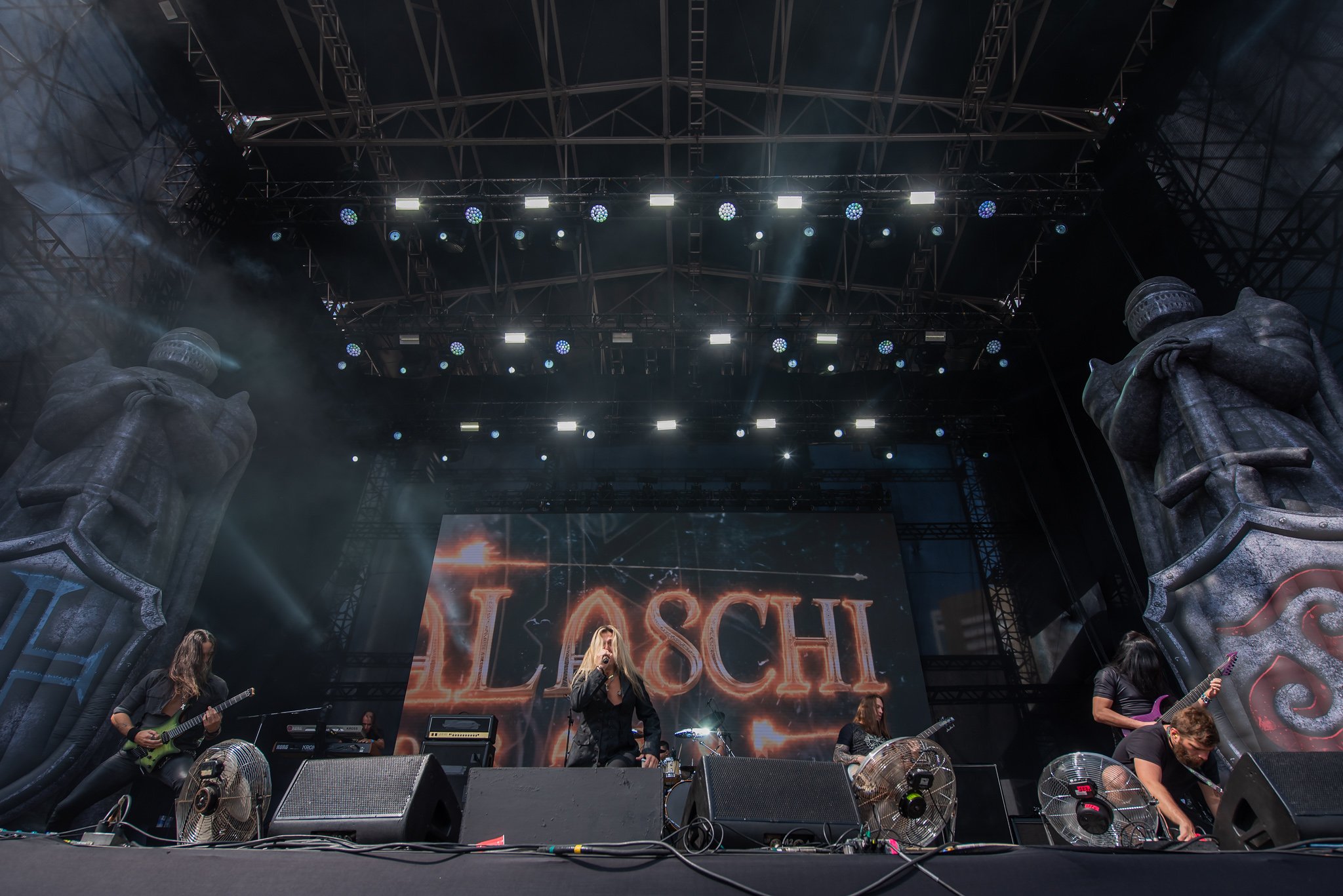 Edu Falaschi no Summer Breeze 2024. Crédito: Leca Suzuki
