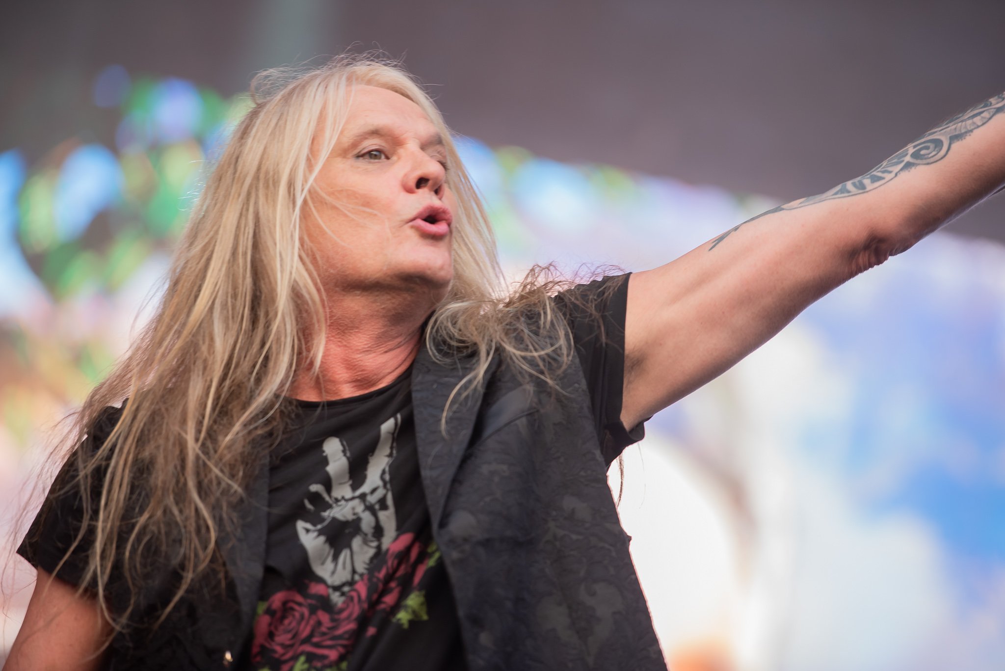 Sebastian Bach no Summer Breeze 2024. Crédito: Leca Suzuki