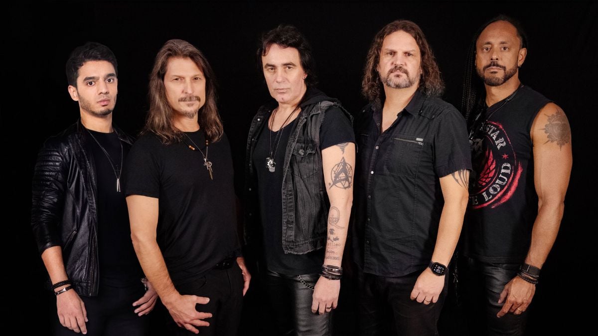 Angra lança videoclipe especial de “Pra Frente Brasil” para Copa do Mundo