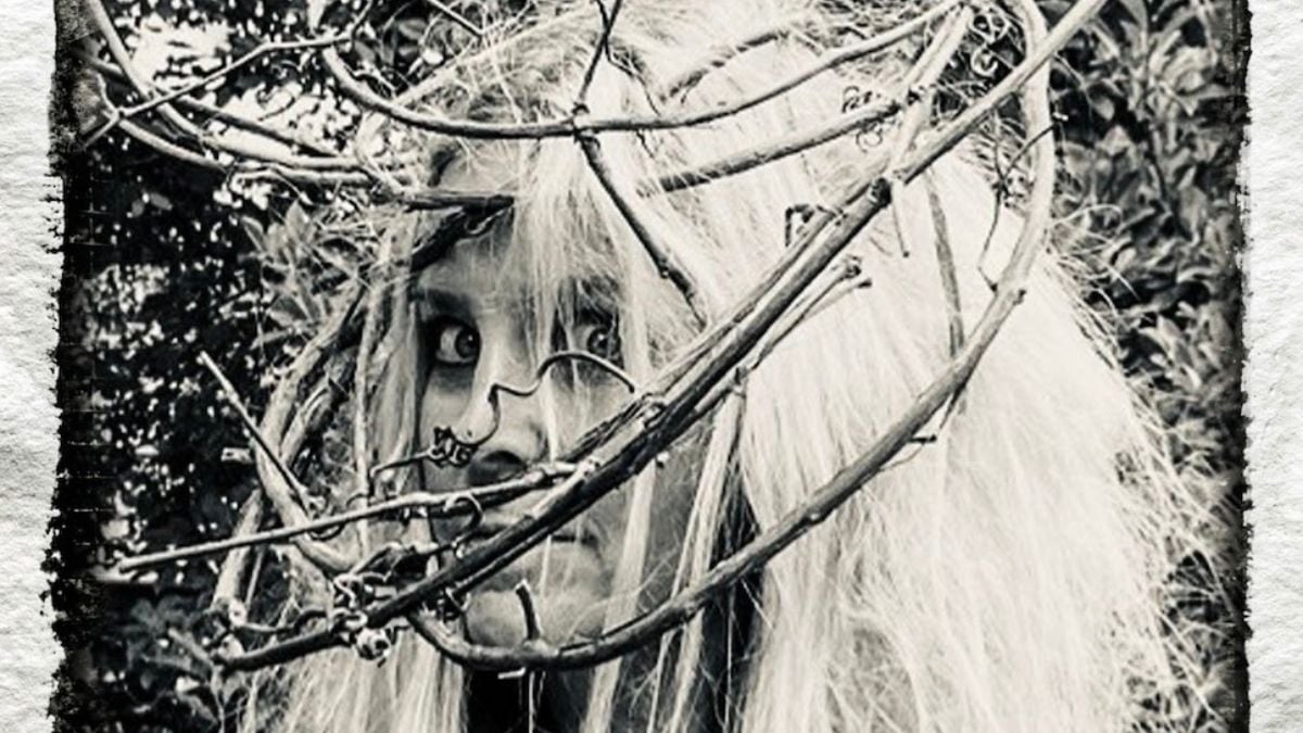 Sheri Moon, esposa de Rob Zombie, estreia com single “I Love My Robot”