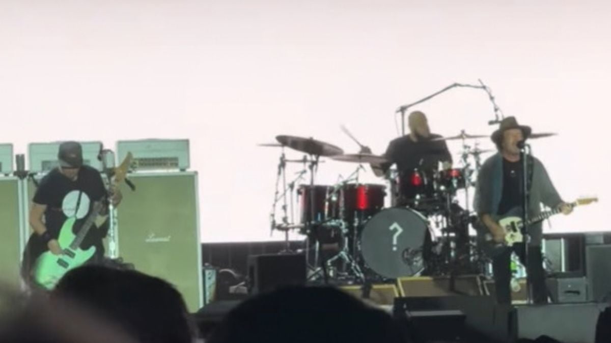Pearl Jam faz apresentação surpresa com novo baterista no Ohana Festival